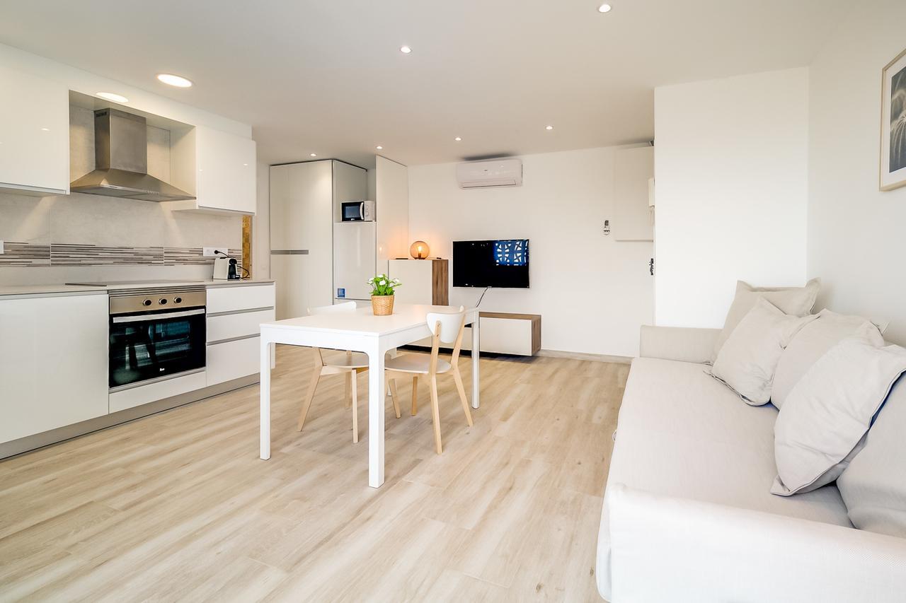 Hauzify I Apartament Rosa Dels Vents Санта-Сусанна Экстерьер фото